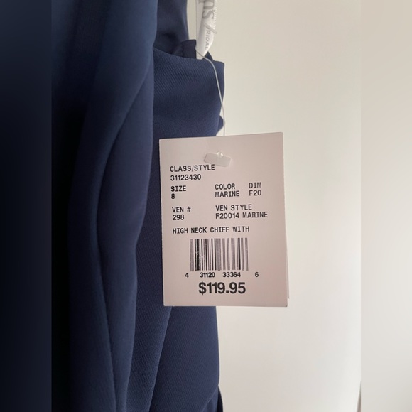 David’s Bridal high-neck chiffon bridesmaid dress with cascade - Picture 4 of 4